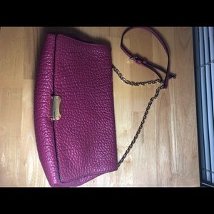 Used BURBERRY SHOULDER HANDBAG